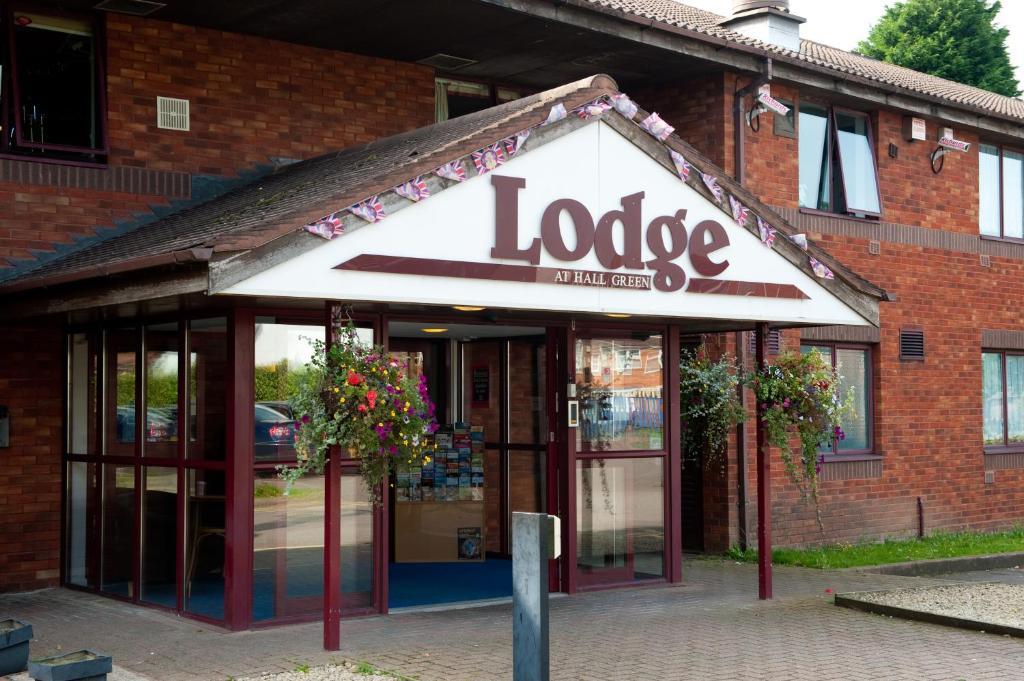 The Lodge Hotel バーミンガム エクステリア 写真