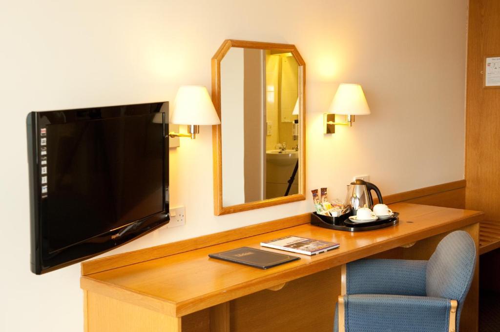 The Lodge Hotel バーミンガム エクステリア 写真