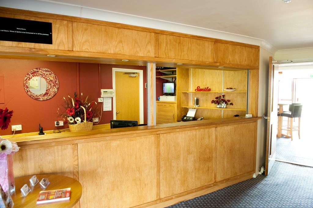 The Lodge Hotel バーミンガム エクステリア 写真